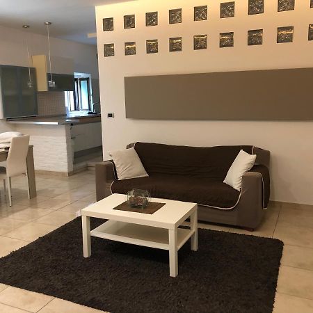 La Porta Nel Giardino Apartman Asti Kültér fotó