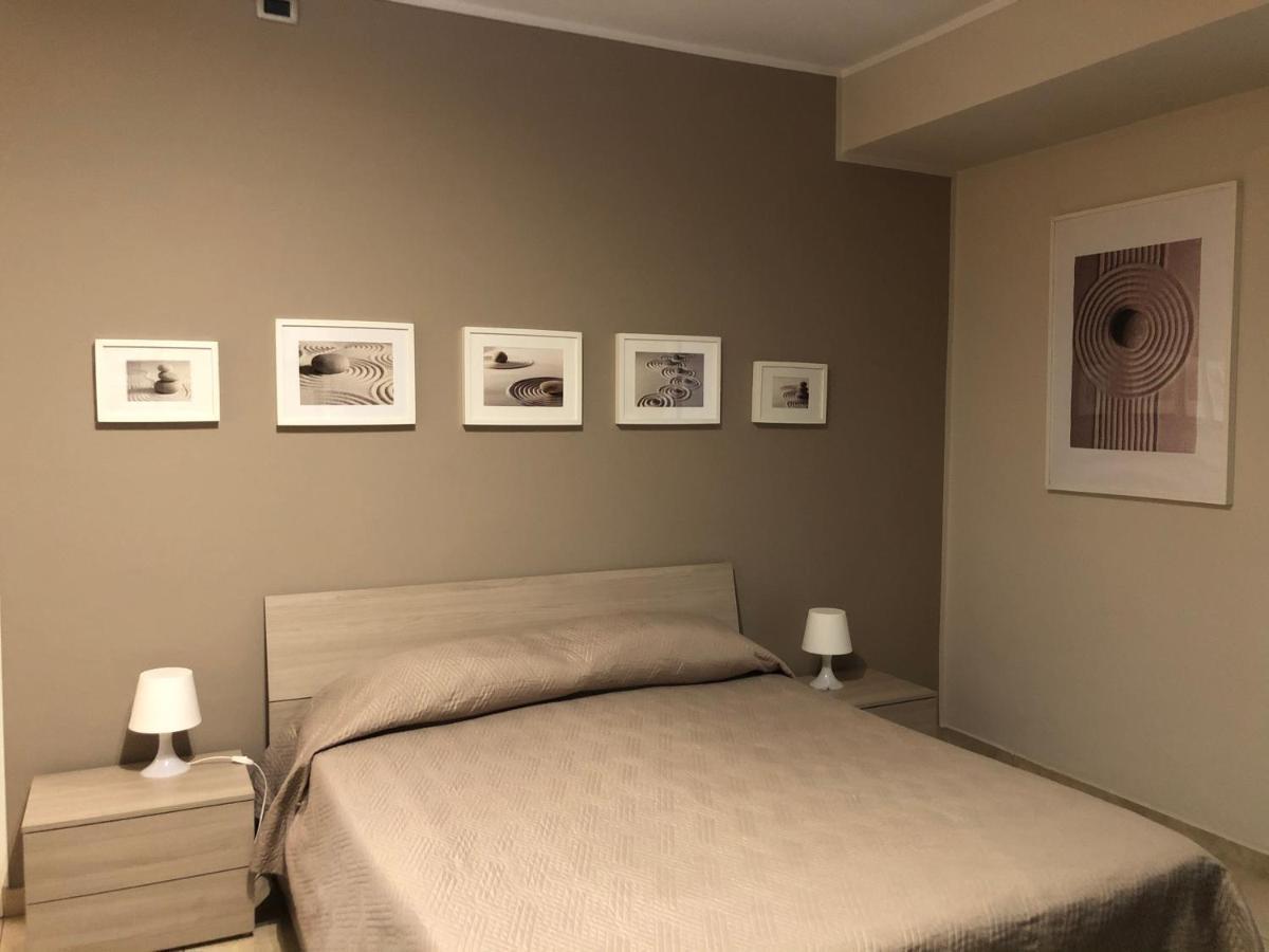 La Porta Nel Giardino Apartman Asti Kültér fotó